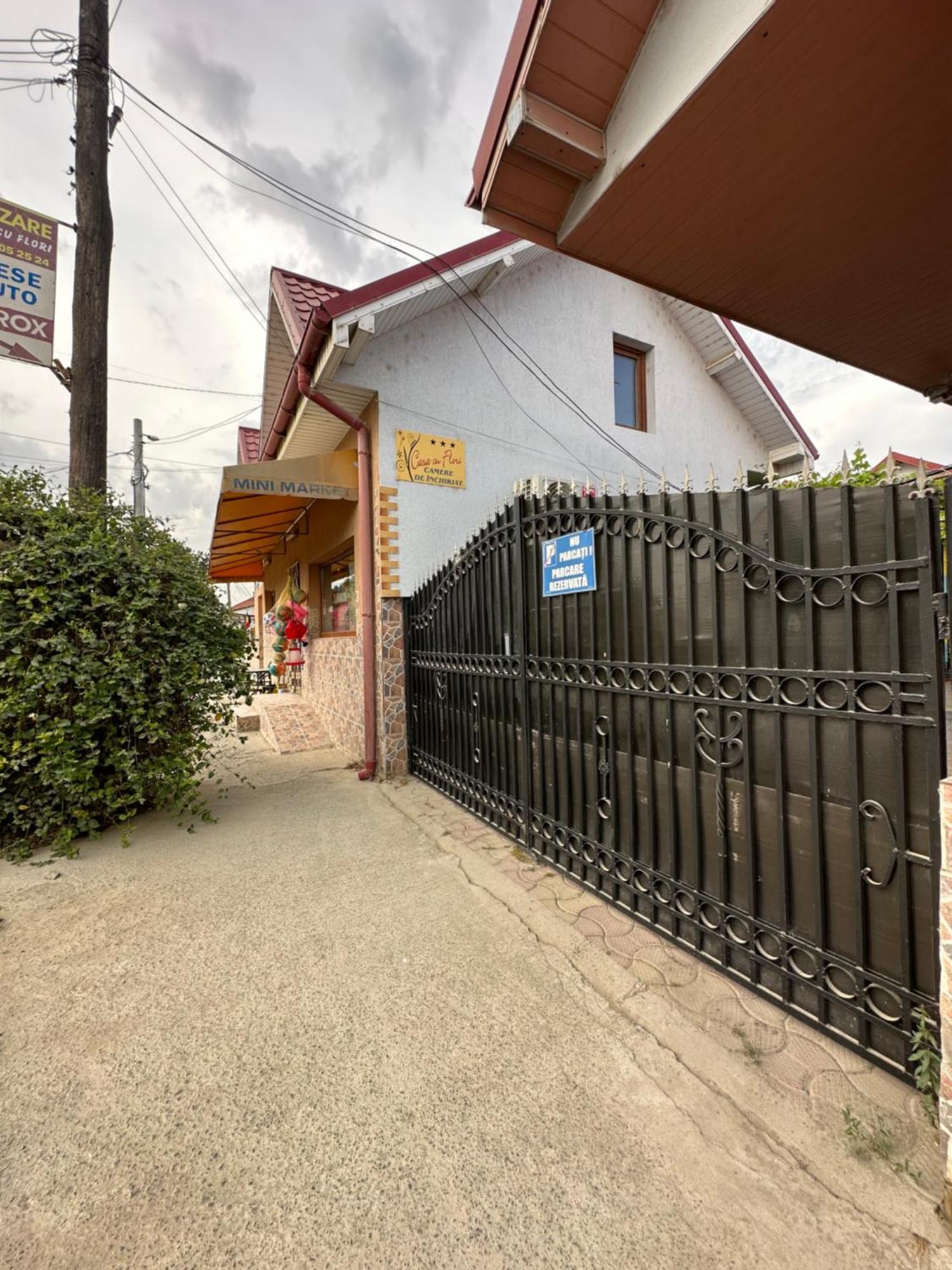 Casa Cu Flori Corbu Hotel Корбу Екстериор снимка